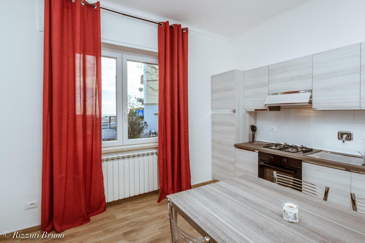Apartamento Happy House Savona Exterior foto